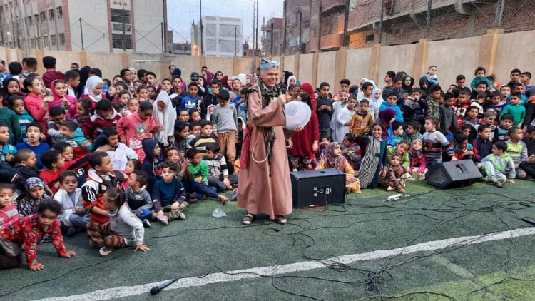 محمود عامر في إستضافة الساعة ١٢ مساءاً على موجات راديو القاهرة الكبرى