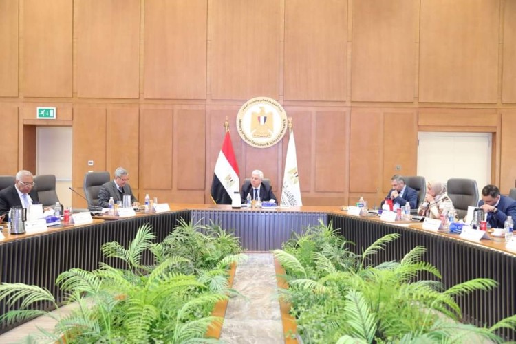 وزير التعليم العالي يرأس اجتماع مجلس المراكز والمعاهد والهيئات البحثية
