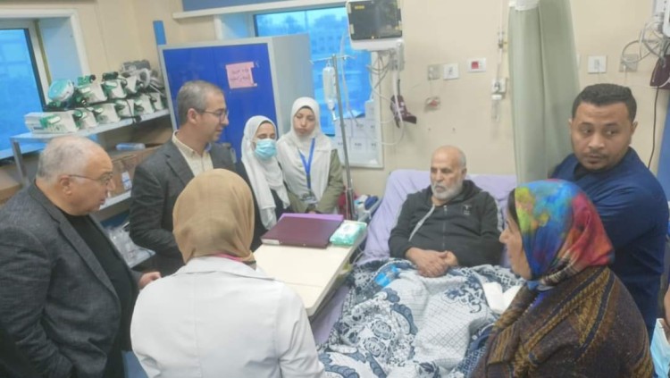 مستشفيات جامعة بني سويف تستقبل عدد من الأشقاء الفلسطينيين من مصابي غزة