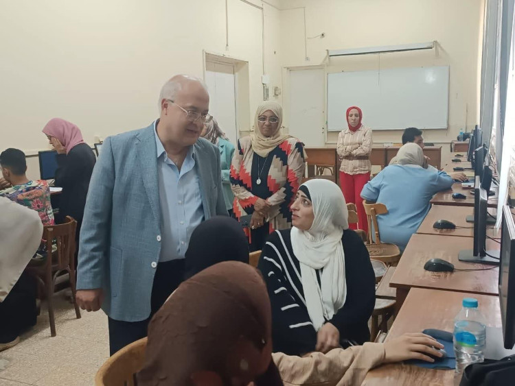 التعليم العالي : معامل الحاسبات بالجامعات الحكومية مستمرة في تقديم الدعم الفني لطلاب الثانوية العامة في تنسيق الجامعات والمعاهد 2025م