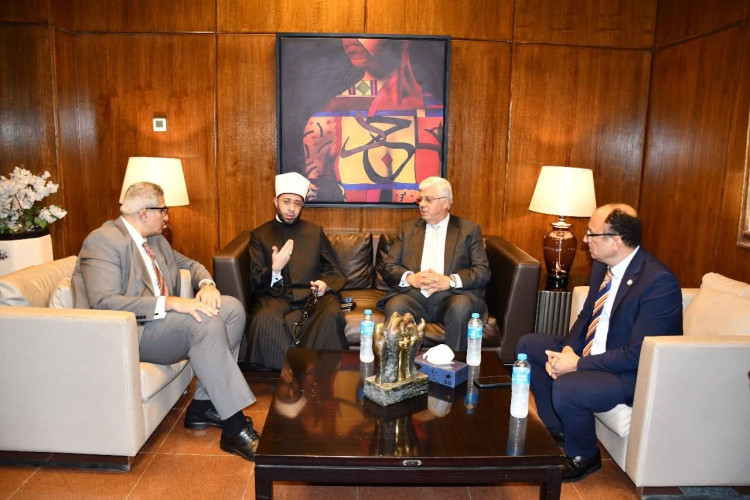 وزيرا التعليم العالي والأوقاف يشاركان في ندوة "صحح مفاهيمك" بجامعة حلوان