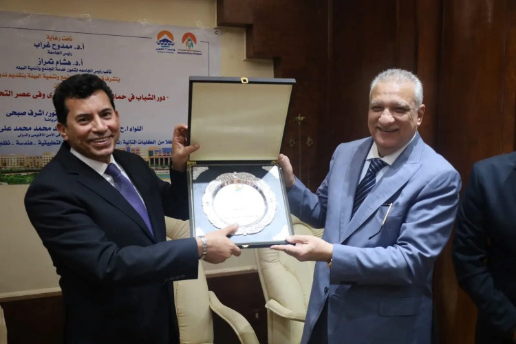 جامعة 6 أكتوبر تستضيف الدكتور أشرف صبحي وزير الشباب والرياضة في ندوة حول دور الشباب في حماية الأمن القومي المصري