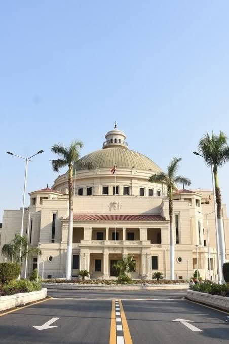 جامعة القاهرة تطلق العدد الثامن عشر من التقرير الاستراتيجي الأفريقي : قراءة علمية معمّقة لمستقبل القارة