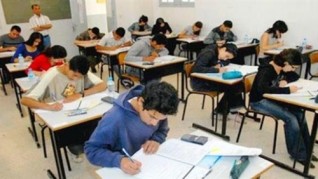 603 طالبا وطالبة يؤدون إمتحان الصف الأول الثانوي بتعليم جنوب سيناء