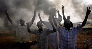 السودان... المعارضة سترشح 8 أعضاء للمجلس الانتقالي وعبد الله حمدوك رئيسا للوزراء