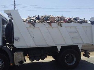 رفع 60 طن قمامة وتراكمات من مدينة الفشن جنوب بني سويف