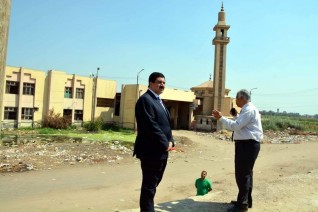 مرزوق  يتفقد طريق محور الباسوسية  بالقناطر الخيرية