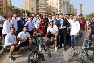 وزيرا الشباب والتعليم العالي يشاركان فى ماراثون جامعة مصر