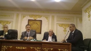 الاقتراحات والشكاوي توافق علي طلب نائب سمالوط بشأن توصيل الصرف الصحي لمنطقة عرب الزينة