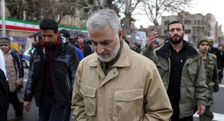 إيران تتخذ أول إجراء ضد أمريكا ردا على اغتيال قاسم سليماني