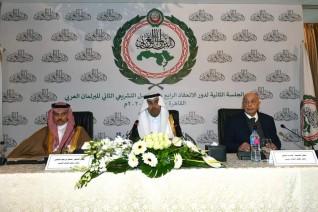 رئيس البرلمان العربي يحذر من خطورة التدخلات الإقليمية العدوانية