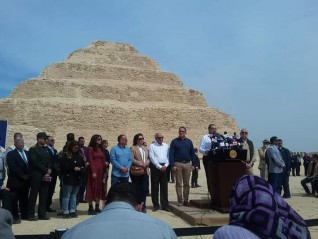 السياحة والآثار تفتتح أعمال ترميم هرم الملك زوسر المدرج بحضور رئيس الوزراء