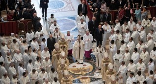 الفاتيكان: احتفالات عيد الفصح دون مصلين بسبب تفشي فيروس كورونا