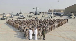 بتوجيه من أمير قطر... 4 طائرات عسكرية تتحرك إلى إيطاليا