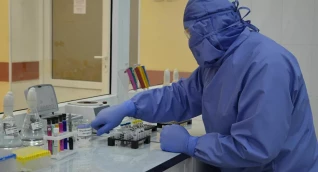 روسيا تستلم سلالة فيروس "كورونا" من أمريكا لصنع لقاح