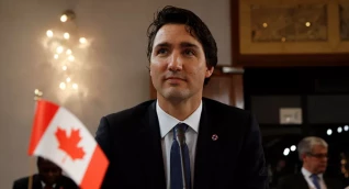 رئيس وزراء كندا: فتح الاقتصاد ليس مرتبطا بـ"المناعة" من كورونا