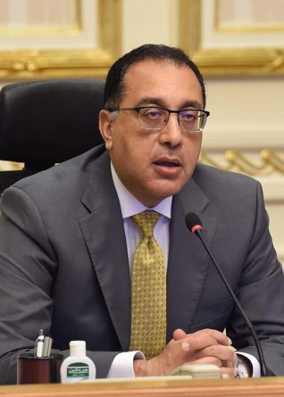 رئيس الوزراء يوجه بعلاج الطبيب "محمود سامي" على نفقة الدولة بالمركز الطبي العالمي