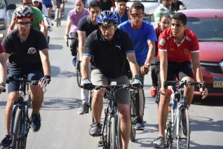 تحت شعار" رياضتك.. مناعتك" وزير الرياضة يشارك ٥٠٠ متسابق من الشباب في ماراثون الدراجات الهوائية