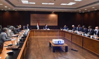 رئيس الوزراء يبحث استعدادات شرم الشيخ لاستضافة الدورة 27 لـقمة «تغير المناخ»