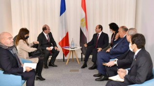 الرئيس السيسى يلتقى رئيس الوزراء الفرنسي جان كاستكس