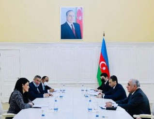 رئيس الوزراء الأذربيجاني: نعتز بعلاقتنا مع جمهورية مصر العربية ونسعى لتوطيد التعاون في ظل التطورات التنموية