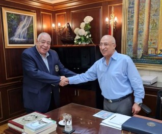 فهيم يجتمع مع محافظ الاسكندريه لوضع الترتيبات النهائية للبطولة العربية لكمال الأجسام 202‪2