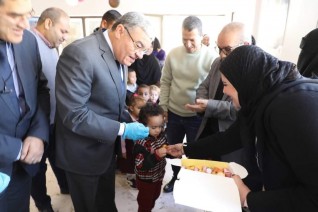 محافظ المنيا يشهد إطلاق الحملة القومية للتطعيم ضد شلل الأطفال بمدينة المنيا الجديدة