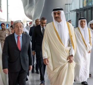 أبوالياسين : أمير قطر فاجئ العالم في كلمتة بمواقفة الإنسانية والسباقة