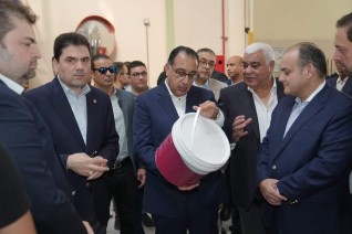 رئيس الوزراء يفتتح اكبر مصنع لإنتاج الدهانات الإنشائية باستثمارات مصرية لبنانية 2.5 مليار جنيه وحجم إنتاج 150 مليون لتر سنويا