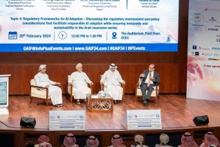 رئيس الرقابة المالية يشارك في فعاليات المؤتمر العام الرابع والثلاثون للاتحاد العربي للتأمين في مسقط