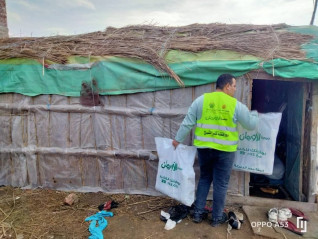 تزامنًا مع استمرار الأجواء الشتوية الباردة ... توزيع بطاطين وألحفة على عدد 11 قرية بمركز بيلا