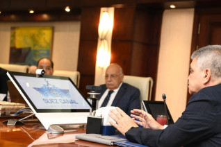 الفريق أسامة ربيع يبحث تأثير التطورات الإيجابية التي تشهدها الأوضاع الأمنية بمنطقة البحر الأحمر على حرية الملاحة