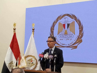 وزير التموين يعلن توفير السلع الأساسية على بطاقات التموين