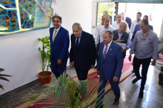 جامعة بورسعيد تستضيف اجتماع مجلس أمناء جامعة شرق بورسعيد الأهلية برئاسة المهندس إبراهيم محلب