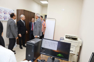 رئيس جامعة المنيا يتفقد استعدادات مستشفى الأورام والعلاج الإشعاعي تمهيداً للافتتاح التجريبي