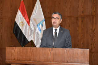 وزير التموين يجتمع مع رئيس الاتحاد العام للغرف التجارية وكبار المنتجين والسلاسل التجارية لبحث آليات ضبط الأسواق وتوافر السلع