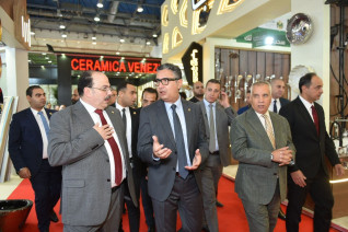 وزير التموين يفتتح معرض "سيراميكا ماركت 2025" في دورته السابعة عشر ومعرض "هومكس" للتشطيبات المنزلية بمركز القاهرة الدولي للمؤتمرات