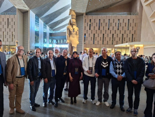 أعضاء المجلس التنفيذي للمنظمة العربية للتربية والثقافة والعلوم "الألكسو" يزورون المتحف المصري الكبير