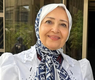 رئيس جامعة القاهرة يستعرض تقريرًا حول إنجازات المكتبة المركزية الجديدة خلال عام 2025م