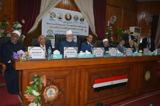 وكيل الأزهر : الرقمنة نقلت العلاقات الأسرية إلى فضاء افتراضي وخلقت أنماطًا جديدة من النزاعات