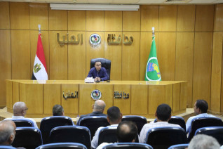 جبر يعقد اجتماعًا موسعًا لتكثيف الحملات الرقابية بالمنيا
