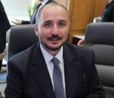 وزير التعليم العالي يجدد ندب الدكتور أحمد عناني للعمل مستشارًا للوزير للسياسات الصحية